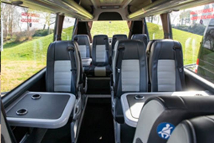 sprinter-minibus-2